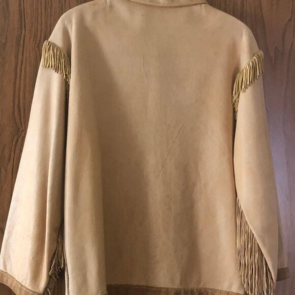 Rugged Hand-Sewn Ladies Fringed Buckskin Jacket - Picture 2 of 4